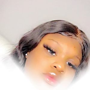 Meet your Posher, Nini